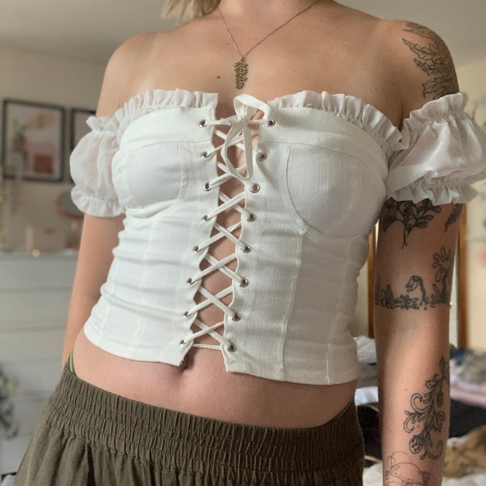 I.AM.GIA White Lace-Up Crop Top